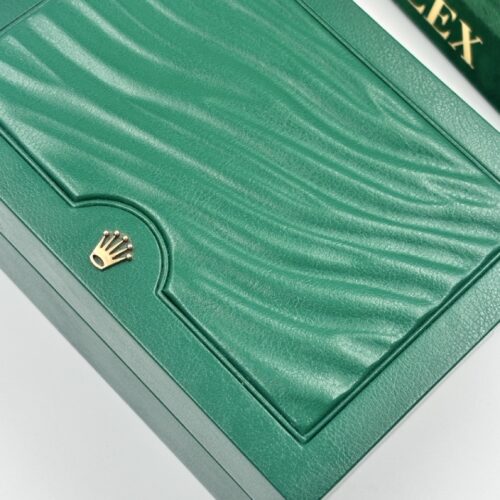 Rolex Oyster Box Size M 39139.04